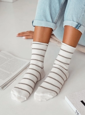 Skarpety Milena 0200-162 Cienkie Paski 37-41
