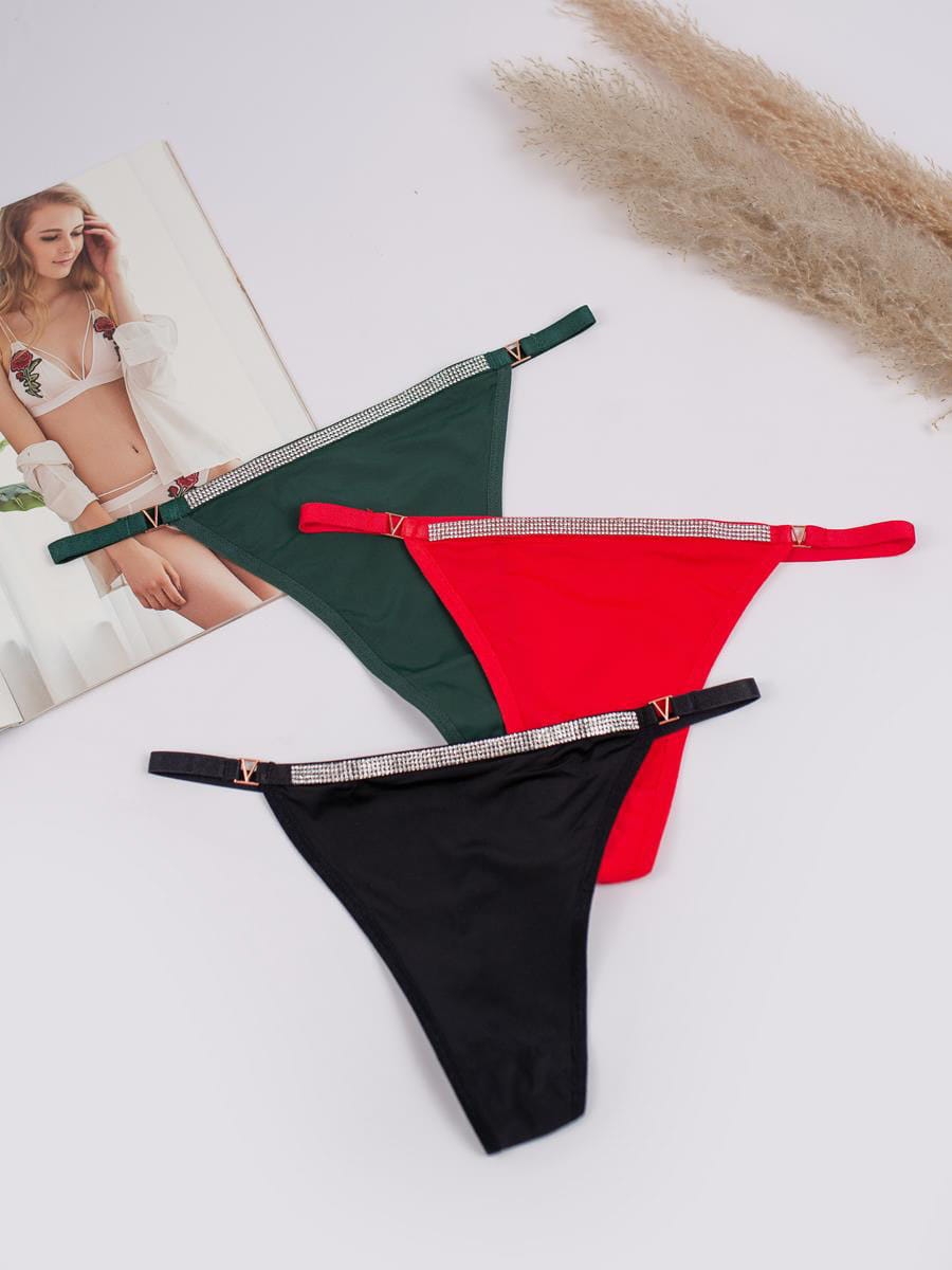 Stringi  z cyrkoniami