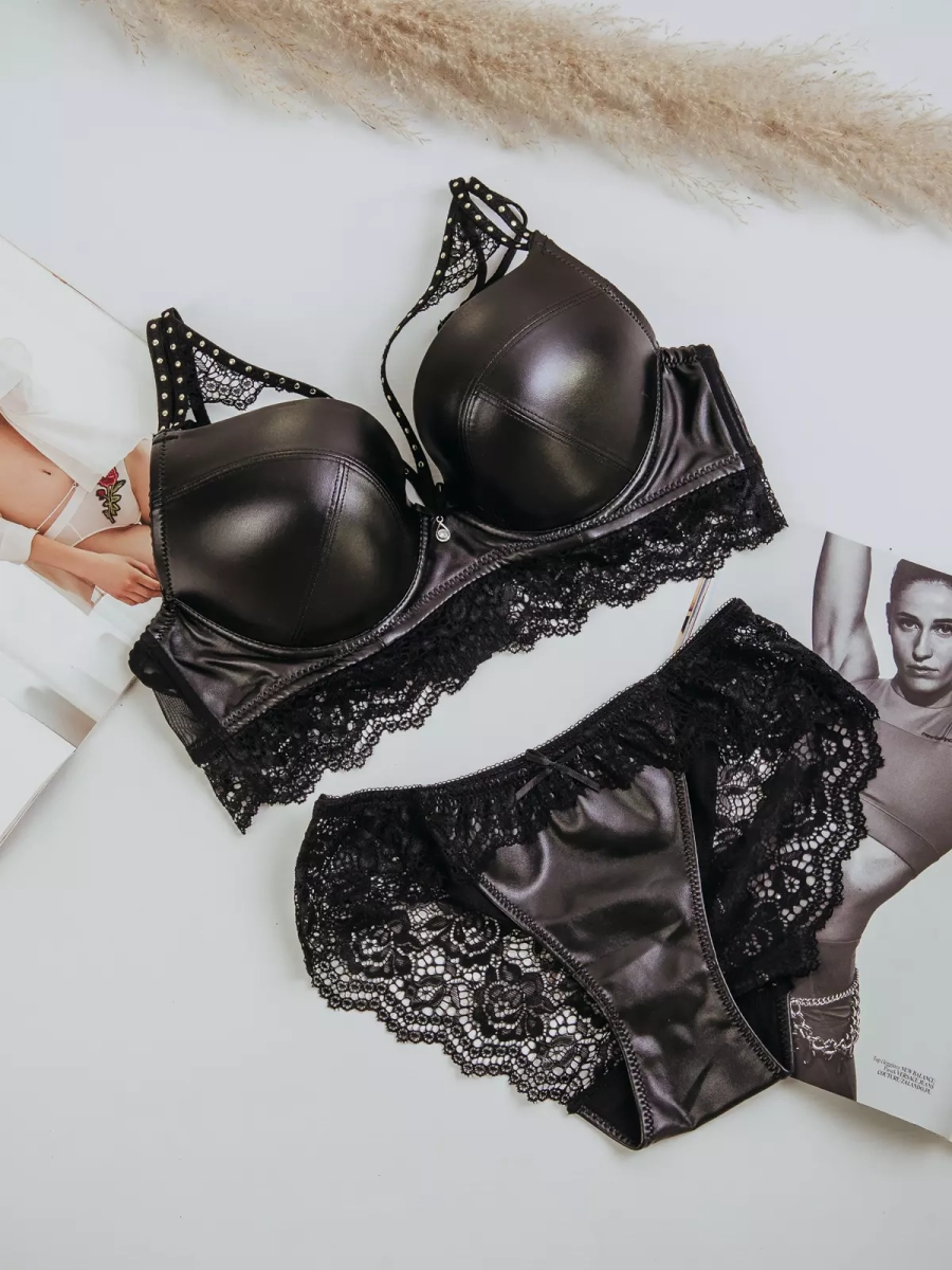 Komplet bielizny ekoskóra  